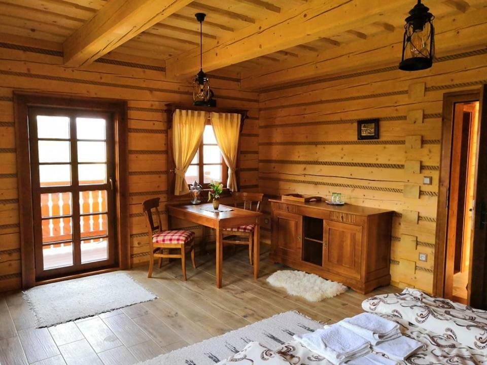Koliba Holica Bed & Breakfast นาเมสโตโว ภายนอก รูปภาพ